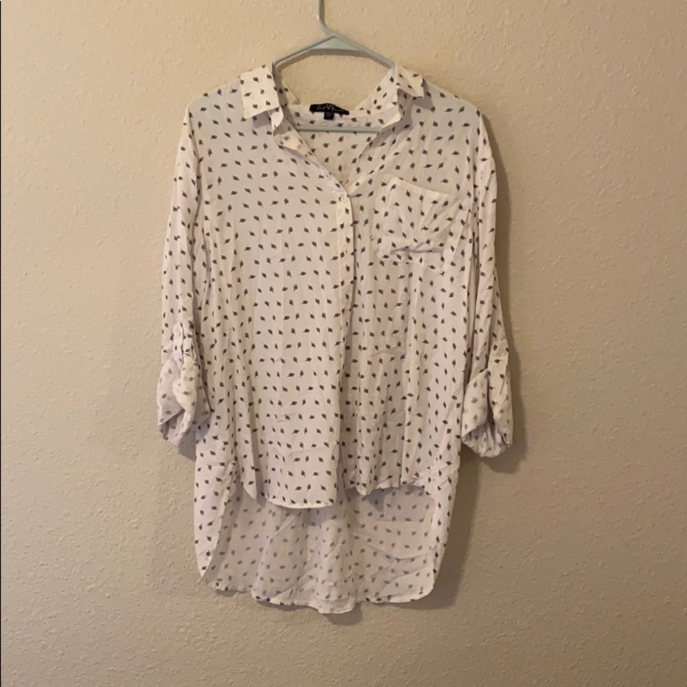 High-low button up